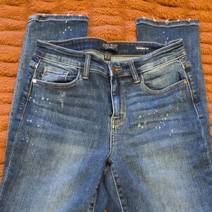 Judy Blue Bleach Splash Boyfriend Jeans
